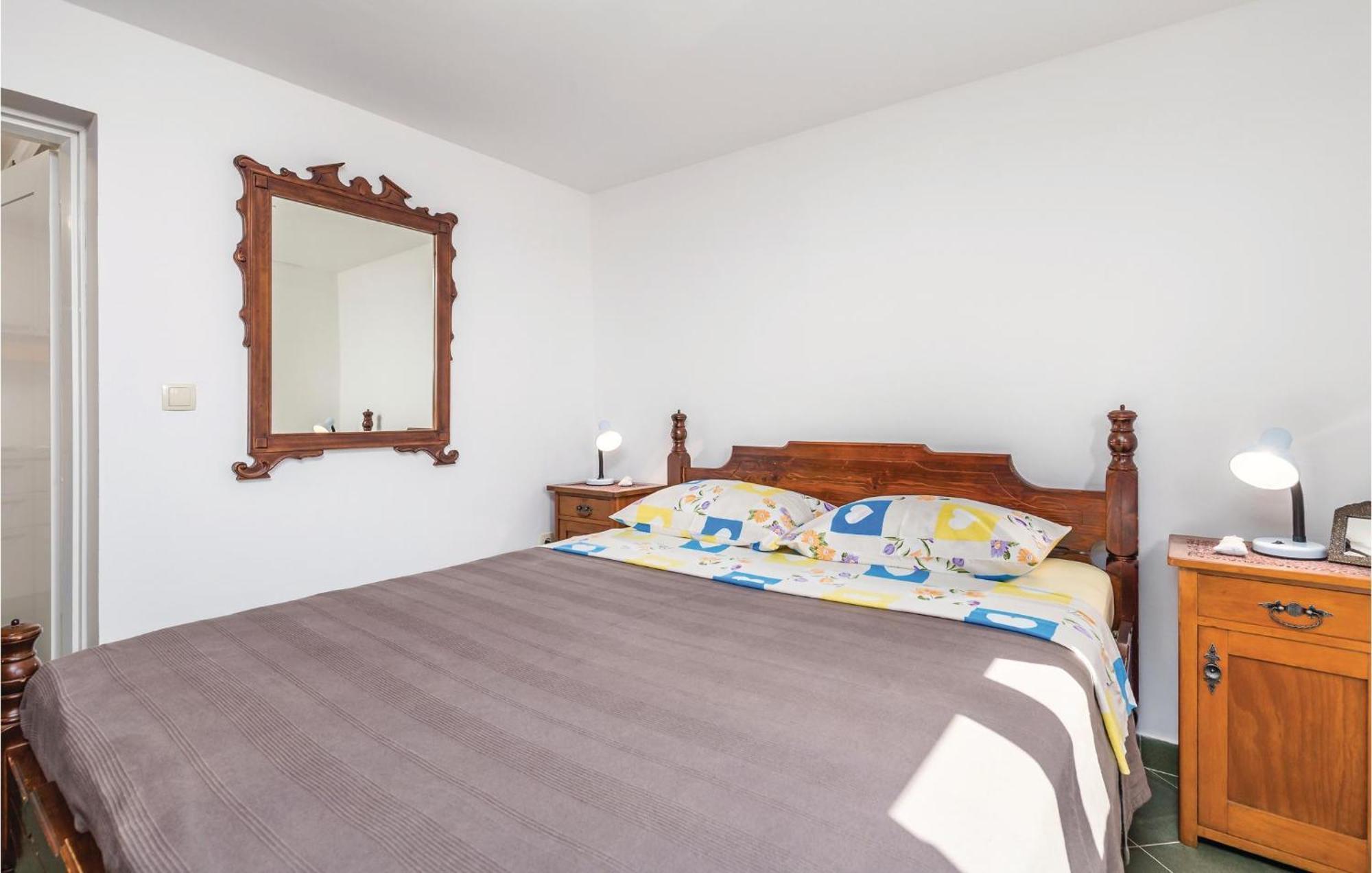 1 Bedroom Gorgeous Apartment In Lovran Exteriér fotografie